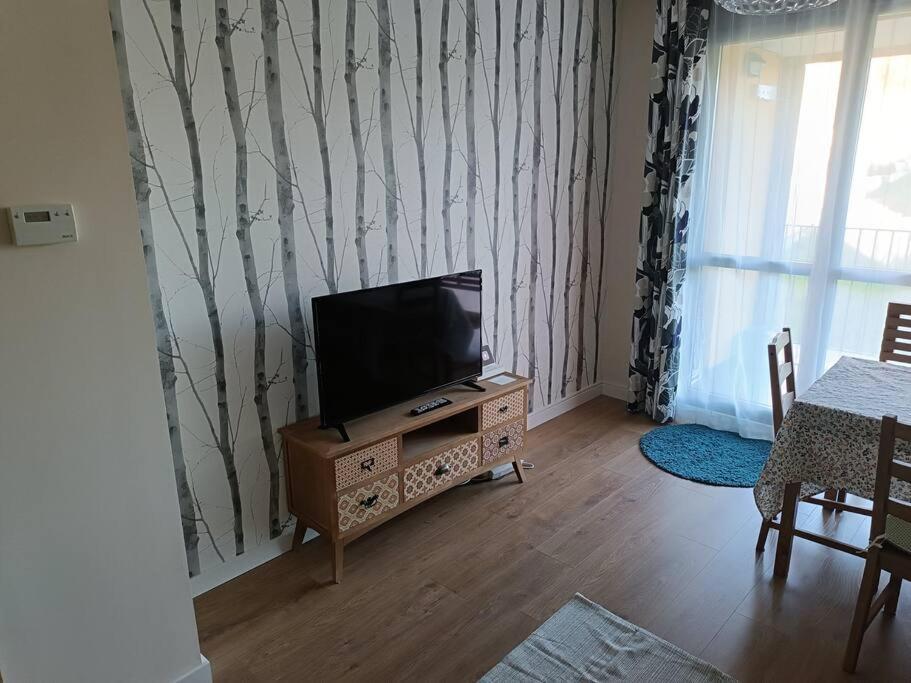 Amplio Apartamento En Sabinanigo - Las Margas Pirineo Aragones Bagian luar foto