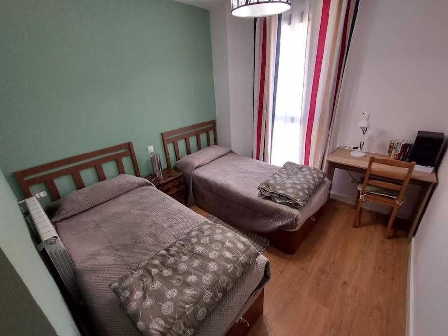 Amplio Apartamento En Sabinanigo - Las Margas Pirineo Aragones Bagian luar foto