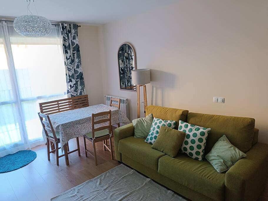 Amplio Apartamento En Sabinanigo - Las Margas Pirineo Aragones Bagian luar foto
